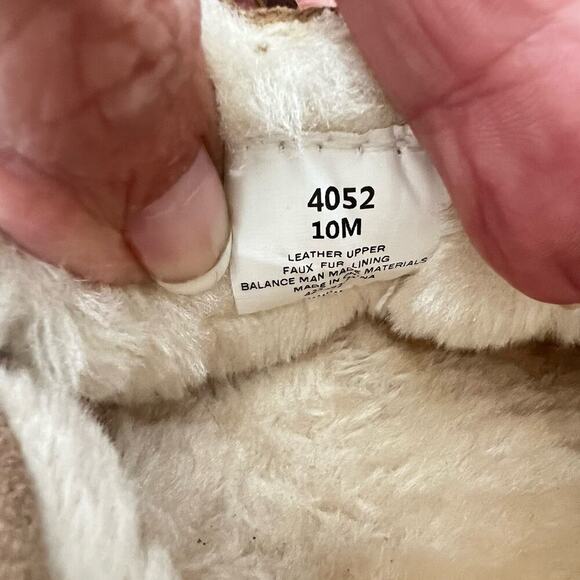 Minnetonka 4052 Cally Tan Suede Faux Fur Lined Slip-On Slipper Tan Women's 10 - Picture 7 of 7